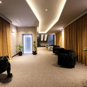 احجز هنا