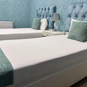 احجز هنا